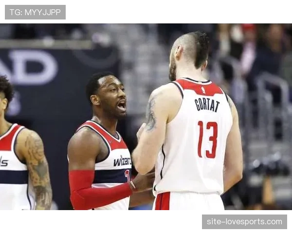 塔普索巴本赛季防守表现与后防领袖作用分析